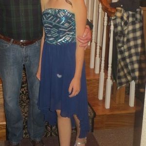 Blue strapless dress